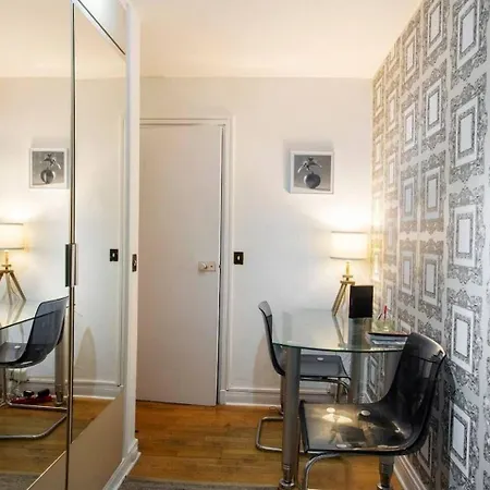 דירה Marais Nest